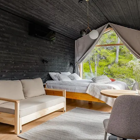 Pyhae Polar Nest By Hilla *